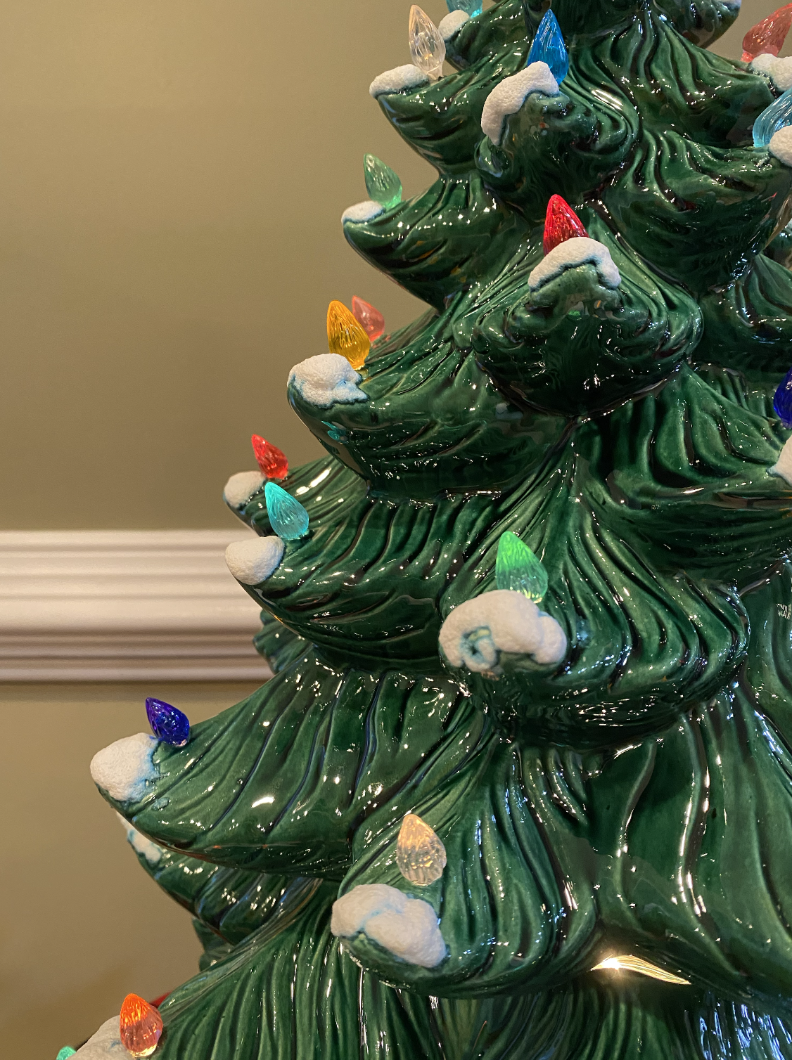 Multi-Color Christmas Tree with Present Base